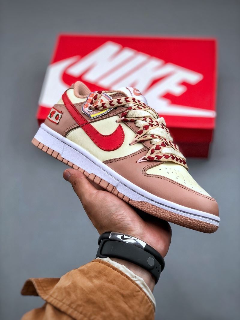 Nike Dunk Shoes